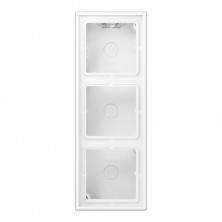 Коробка трехместная Jung LS583AWWM