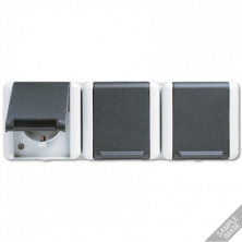 Розетка Schuko трехместная Jung 8230NAW