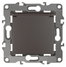 Розетка 2P+E Schuko со шторками с крышкой Эра 12-2103-13 Б0019328
