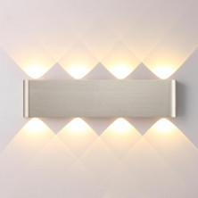 Настенный светильник Odeon Light Hightech Magnum 7106/8WL